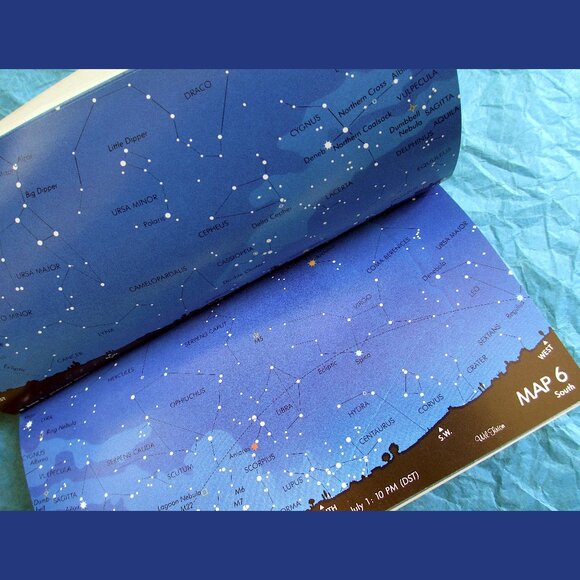 Book - Astronomy: A Peterson Field Guide - Picture 4 of 13